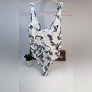 Tie-Dye Ribbed Bodysuit‎ Sz M/L
